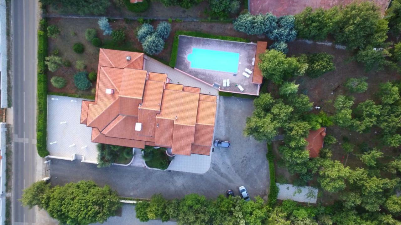 Apartments And Rooms Villa Chiara Krnica Exteriör bild